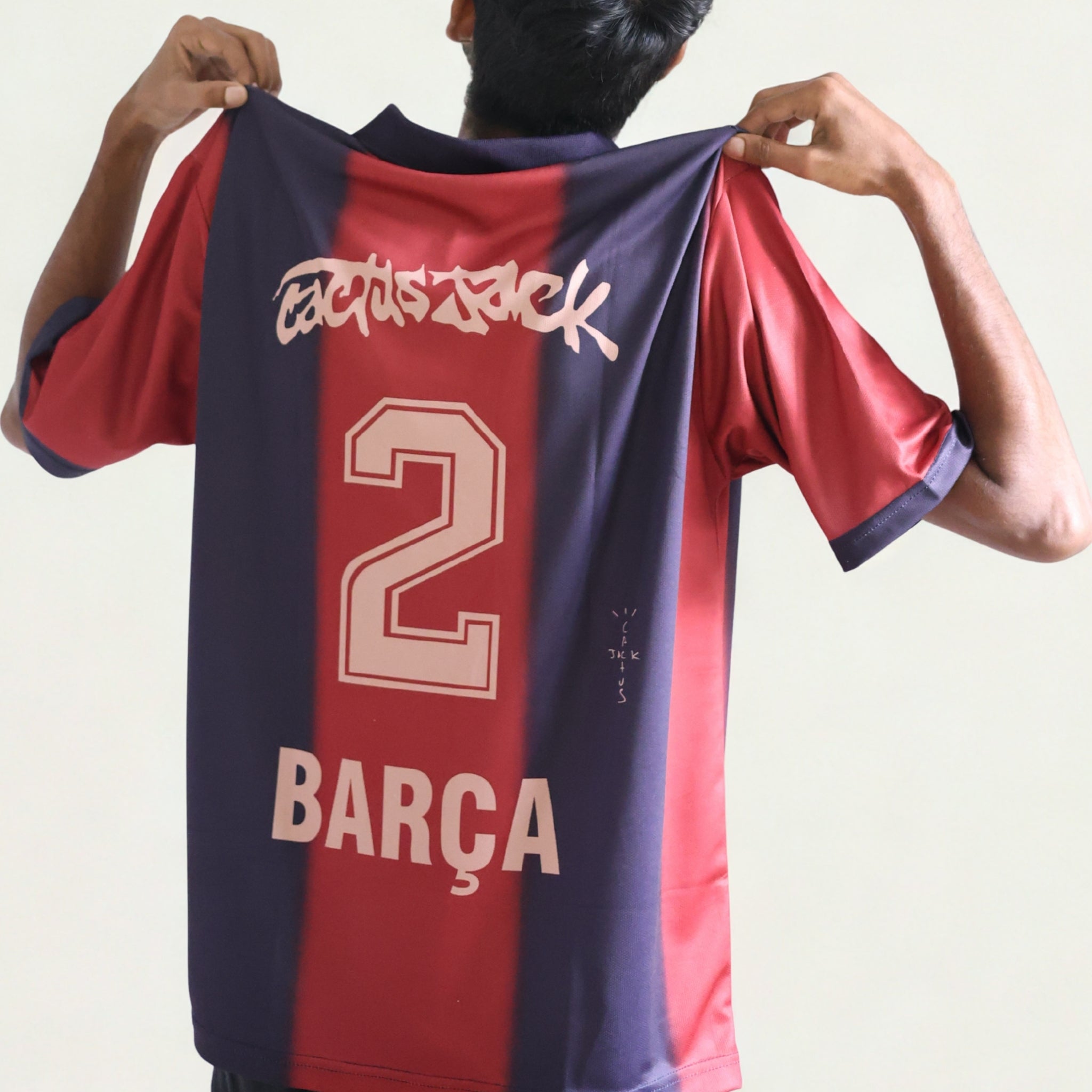 Five sleeve Barcelona Embroidery Jersey - Playfit